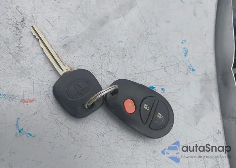 2011 Toyota Camry Le z USA, uszkodzony, nr VIN 4T4BF3EK6BR155801